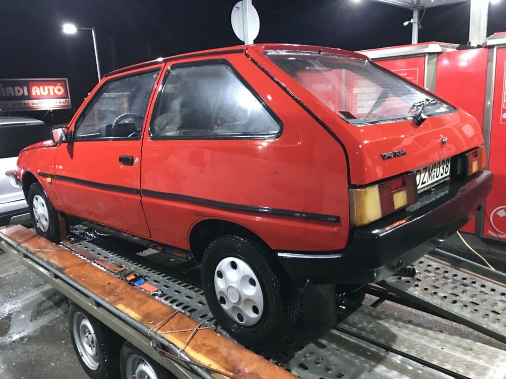 Всего тысяча евро: на продажу выставлена "Таврия" с пробегом 50 тыс км и в идеальном состоянии